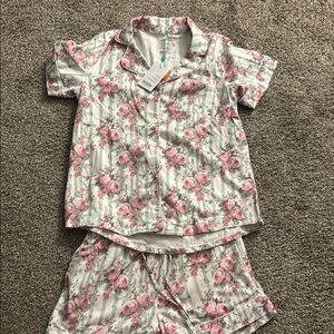Posh peanut pj set small